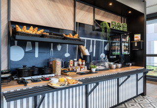 hotel-lille-grand-stade-4539-breakfast-buffet-1-11855