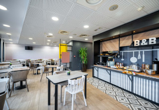 hotel-lille-grand-stade-4539-breakfast-room-11858