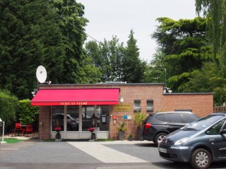 Parking privé lille, hotels lille, lille hotels, se loger lille, booking lille, reserver lille, marcq en baroeul, hotels marcq en baroeul, se loger marcq en baroeul, hotel du croisé marcq en baroeul