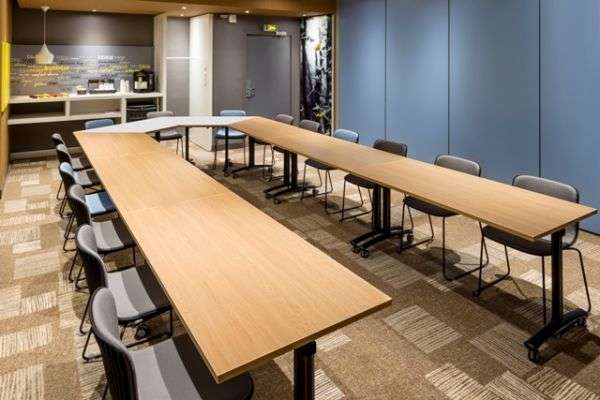 Salle de conférence 150302-20150146-modif-6049