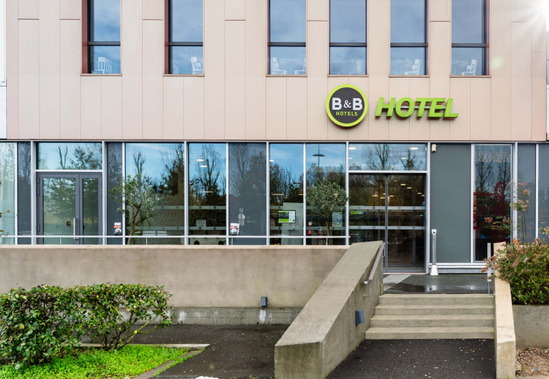 hotel-lille-grand-stade-4539-exterior-branded-11864