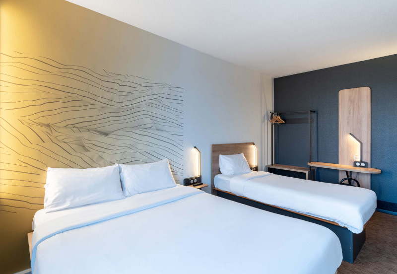 hotel-lille-grand-stade-4539-triple-room-2-11871